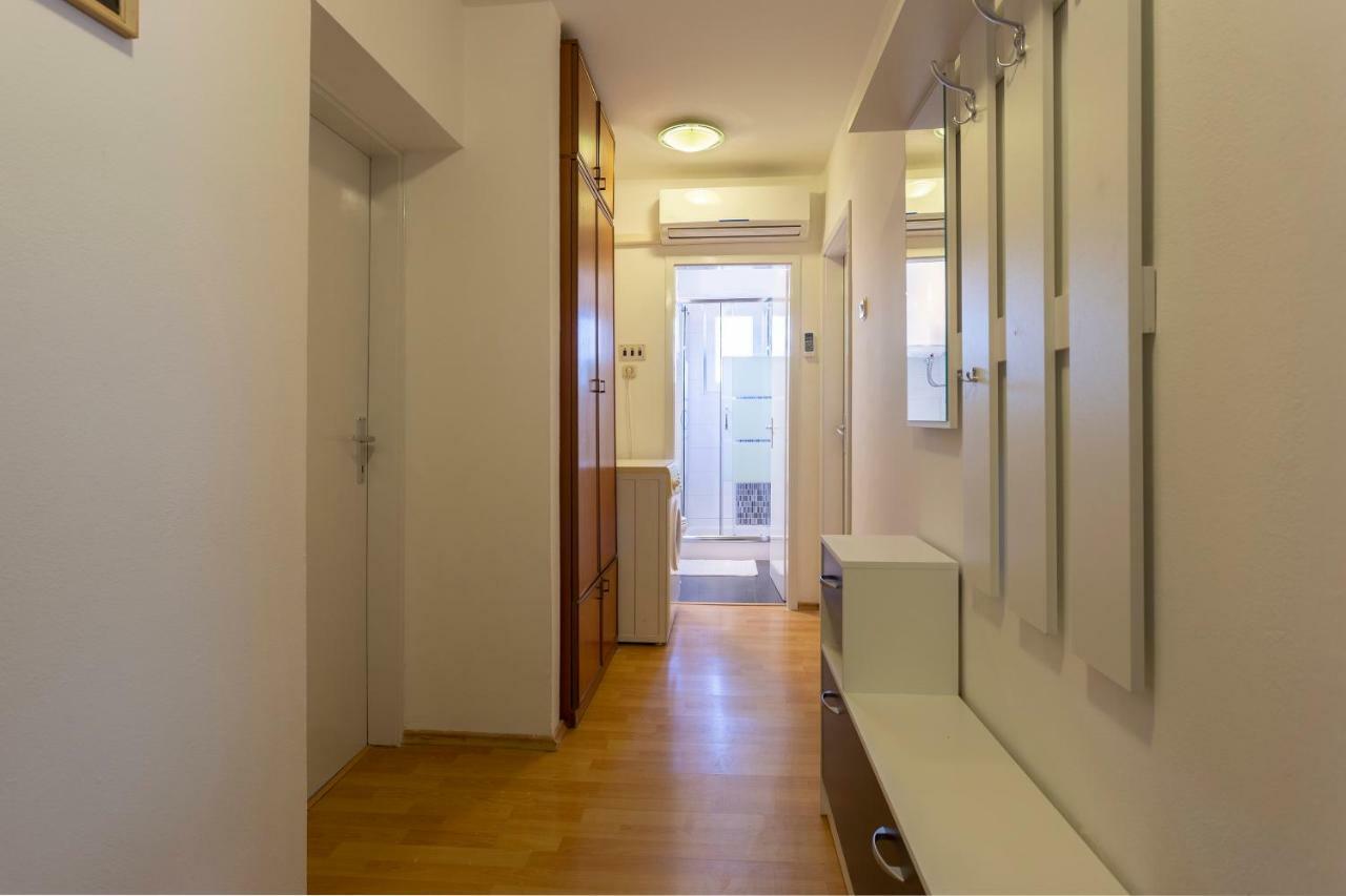 Apartment Anna With Free Private Parking Pula Exteriér fotografie